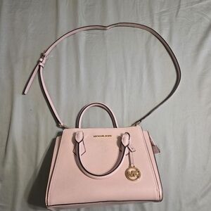 Micheal Kors Purse